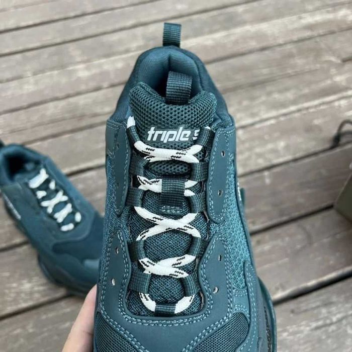 Balenciaga Triple S - Dark Grey/Grey/Dark Green