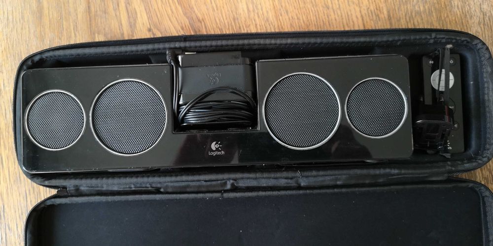 Logitech стерео система