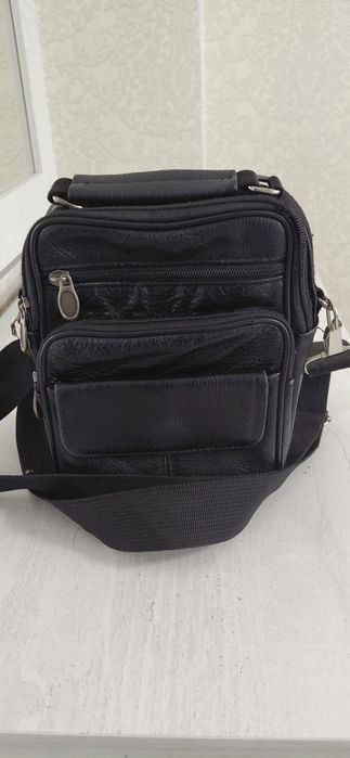 Прадаю Мужской  барсетку