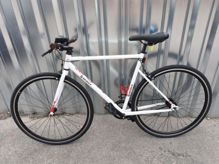 Bicicleta single speed, bicicletă de oraș, bicicleta city, bicicleta 1 viteză.