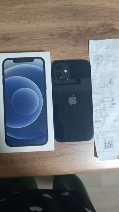 Айфон 12 128гб .