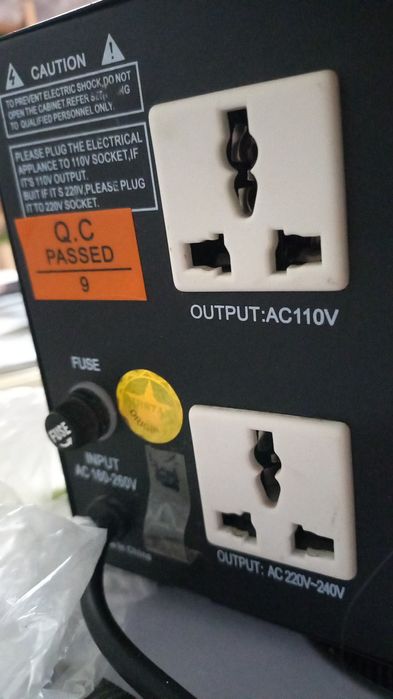 Стабилизатор напряжения