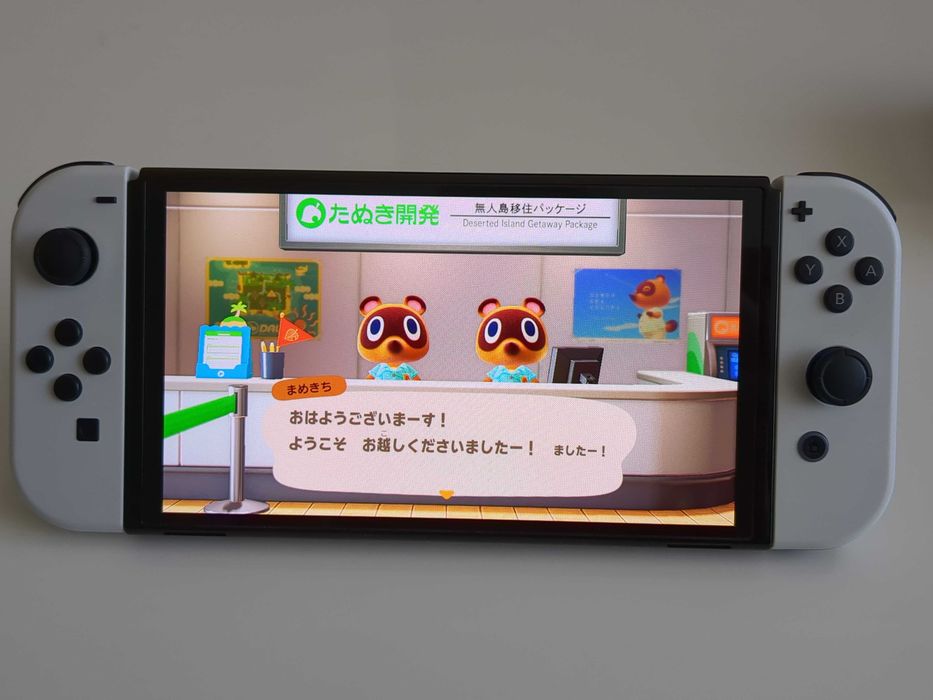 Nintendo Switch OLED полный комплект + оригинальный чехол