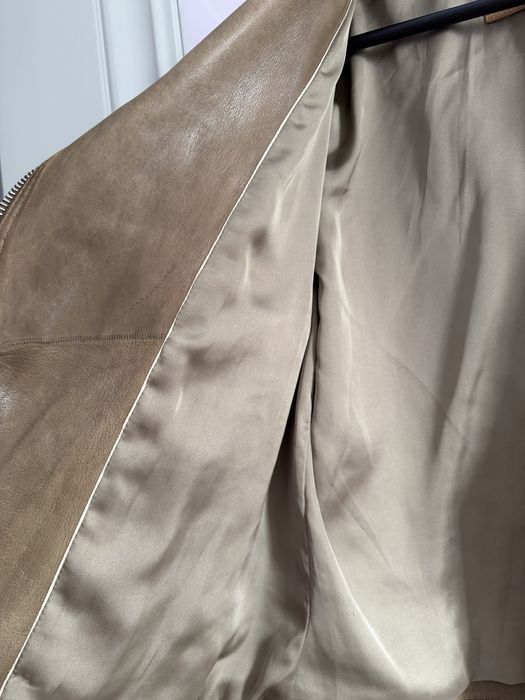 кожанная куртка от Massimo Dutti