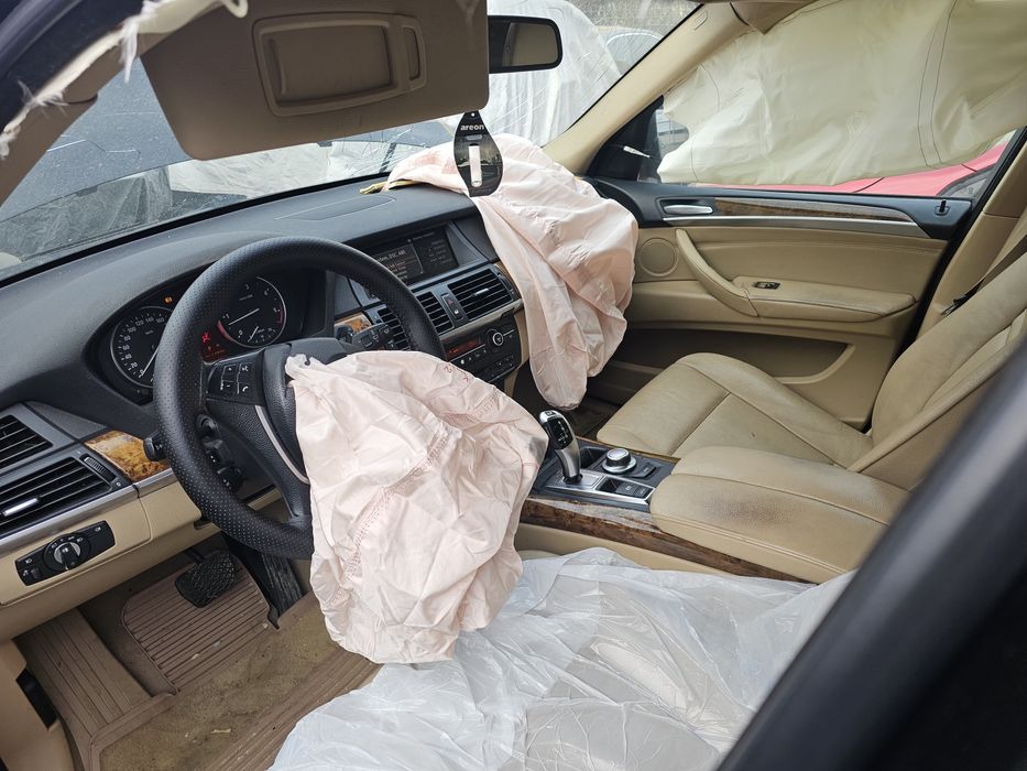 BMW X5 35D avariat