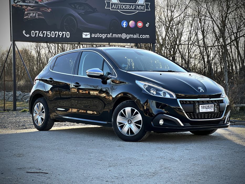 Peugeot 208 / 2017 / 1,6Hdi / euro 6 / panoramic