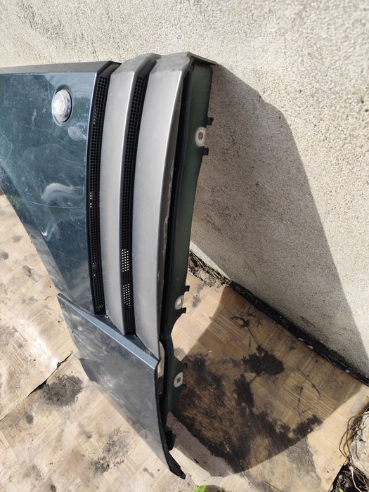 Ляв и Десен калник-Range Rover Vogue -2003