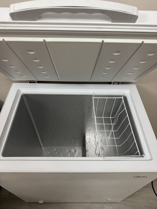 Продам морозильник