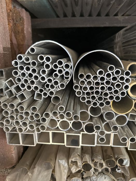 Алюминиевые трубы и уголки