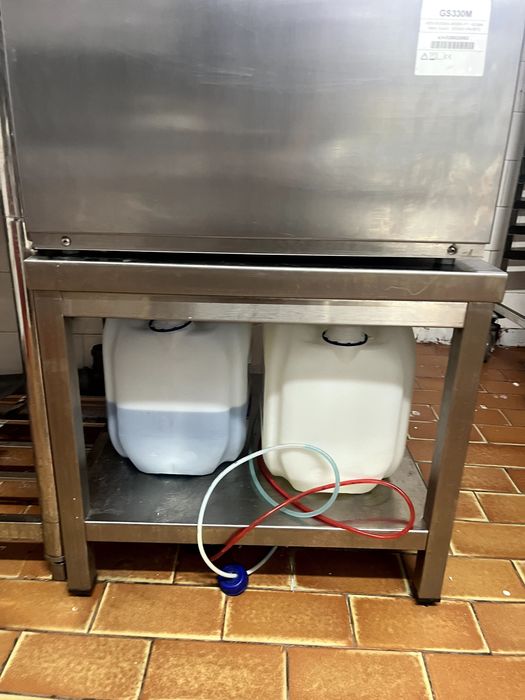 Професионална Съдомиялна машина, 4.9kW, с дренажна помпа и авт дозатор