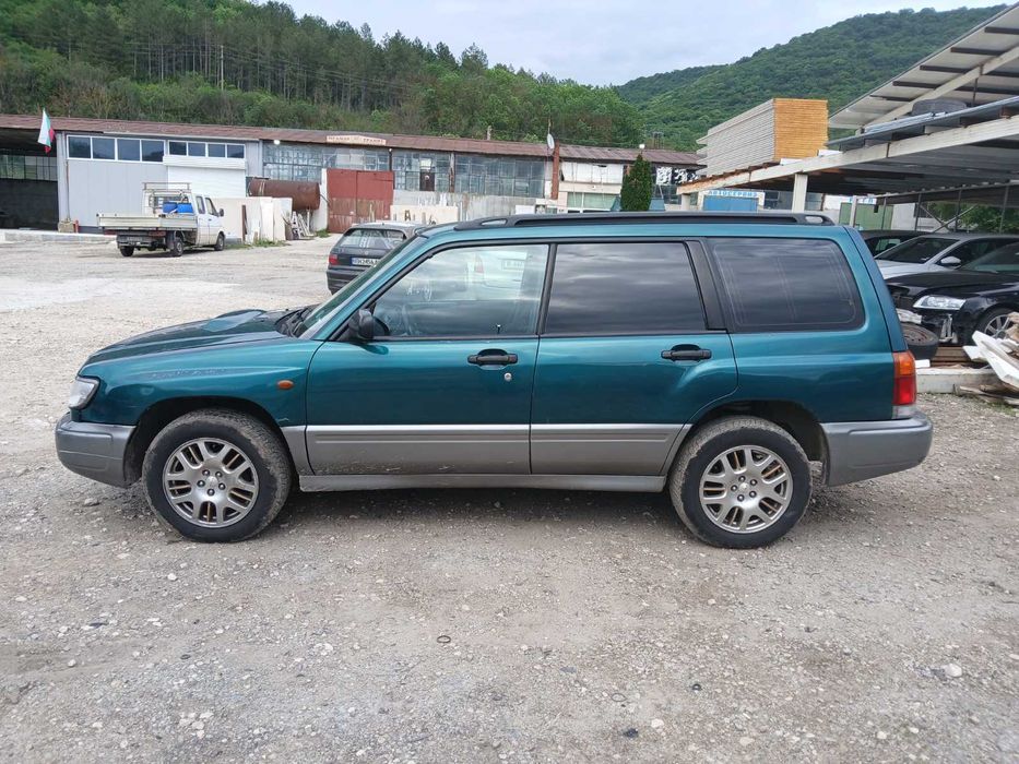 Subaru Forester 2.0 turbo, 99  г. НА ЧАСТИ