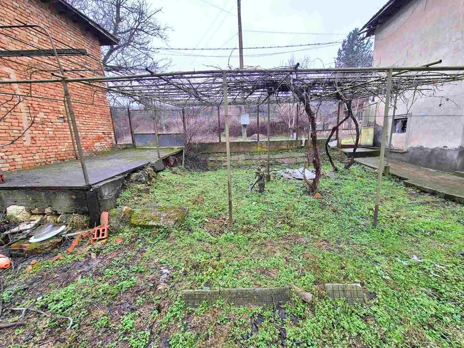 Продава се Къща в с. Брест, Област Плевен - 120 кв.м за 26 €/кв.м - Снимка #3