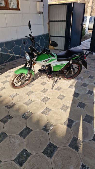 Продам мотоцикл,срочно