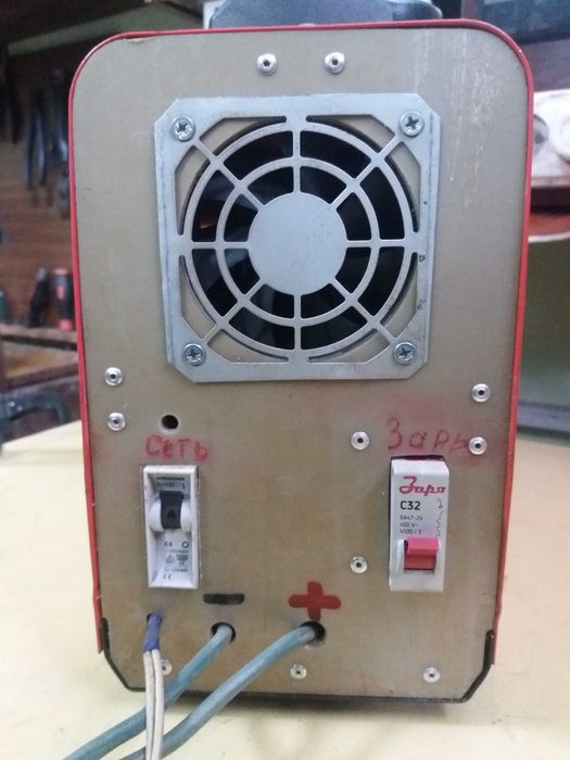 Зарядное для аккумуляторов 12v -  24v