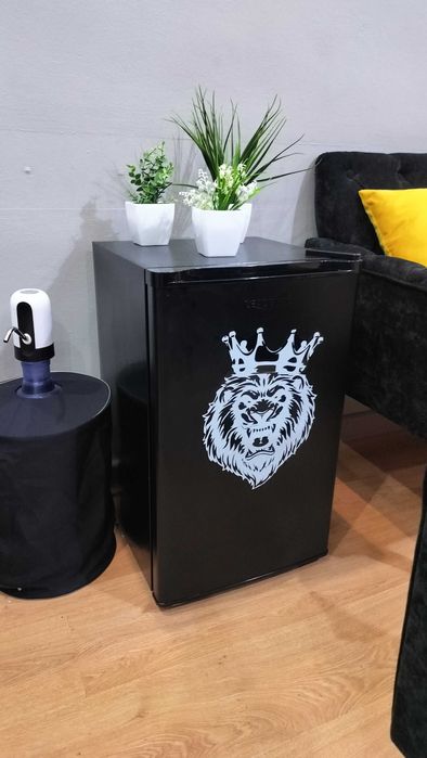 Продам холодильник для офиса