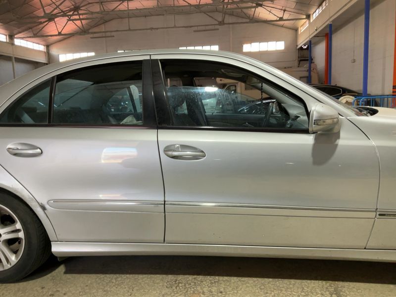 Mercedes-Benz E-Klasse E 220 CDI Avantgarde 2006