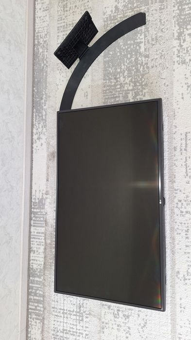 Продам Смарт телевизор LG