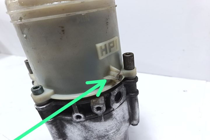 Pompa servodirectie KOYO 6Q0423155AA Volkswagen VW Polo a 4-a generat