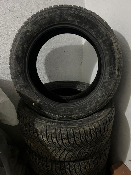 Продам шины 285/50/R20