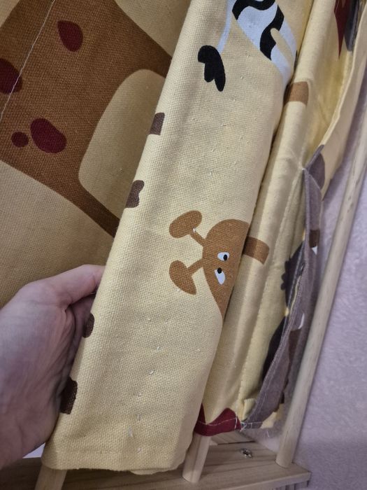 Biblioteca Montessori pentru carti si jucarii