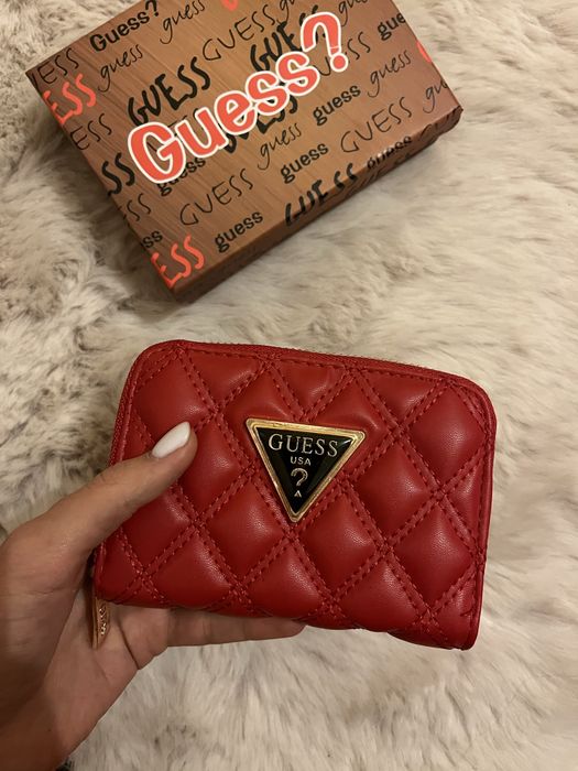 Луксозни дамски портмонета (с кутия)