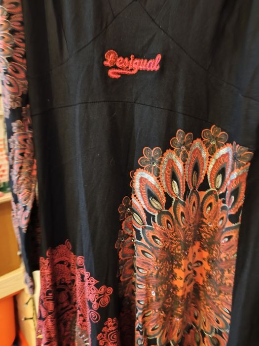 Лот рокли L, Desigual, Mango, общо 20euro