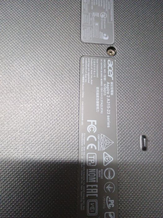 Vând laptop Acer aspire 3 A315-23  că și nou