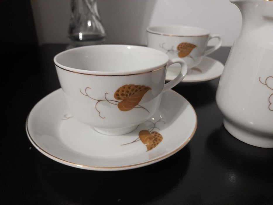Стар ретро български порцелан комплект за чай маркиран