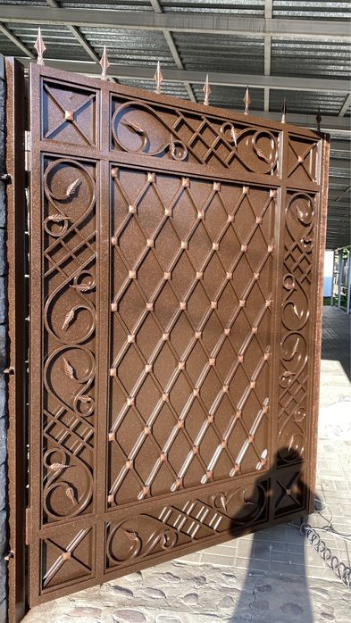 Покраска ворот, заборов, перил