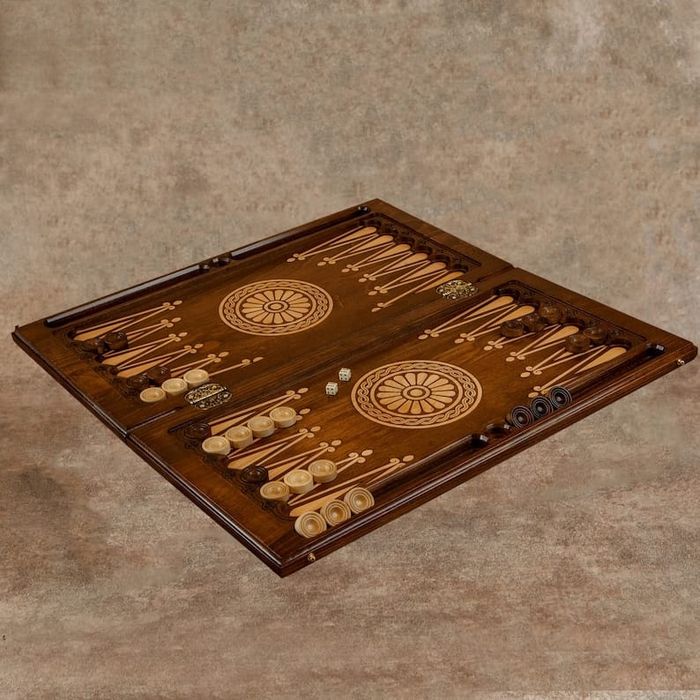 Table/backgamom vintage