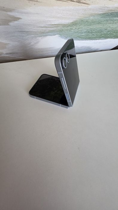 Vand Samsung Z flip 6