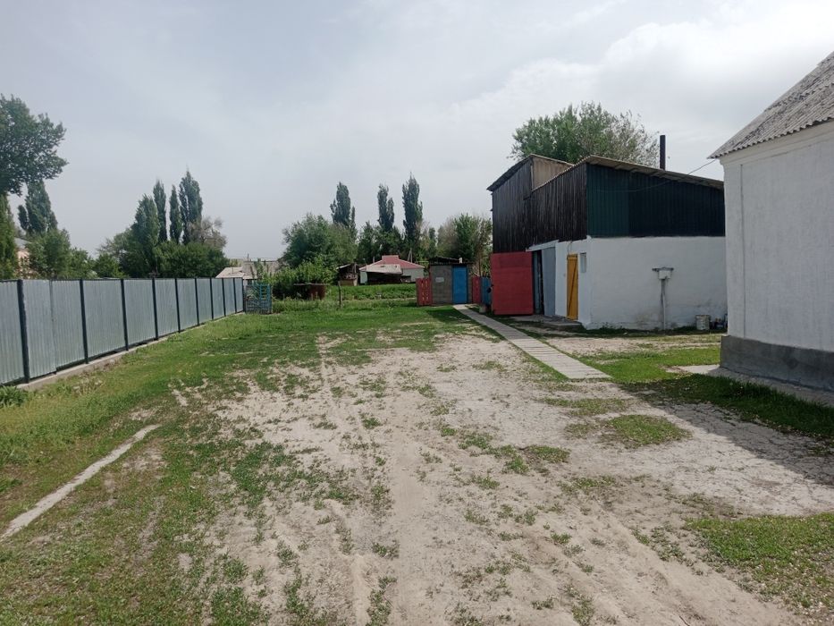 Үй сатылады. Продам дом