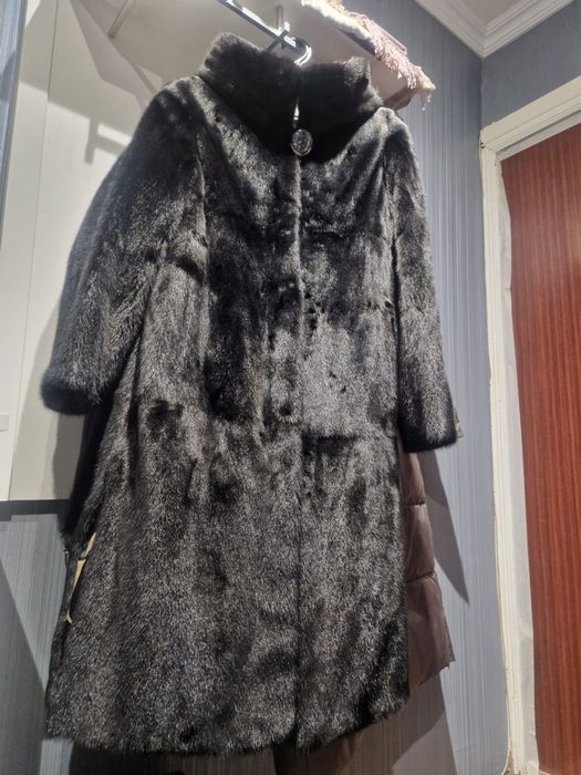Продам норковую шубу