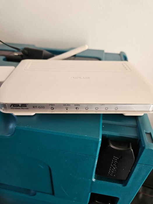 Switch MERCUSYS Router Asus