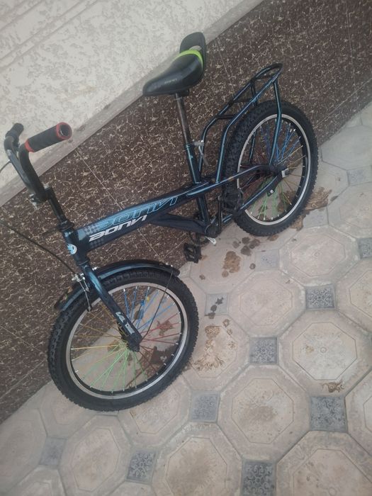 Holati yaxshi hechqanday muammosi yoq