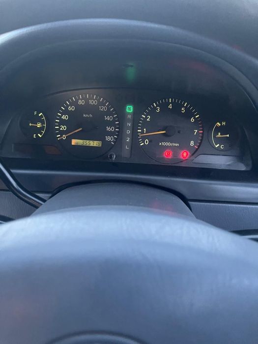 Продам автомобиль Toyota ipsum