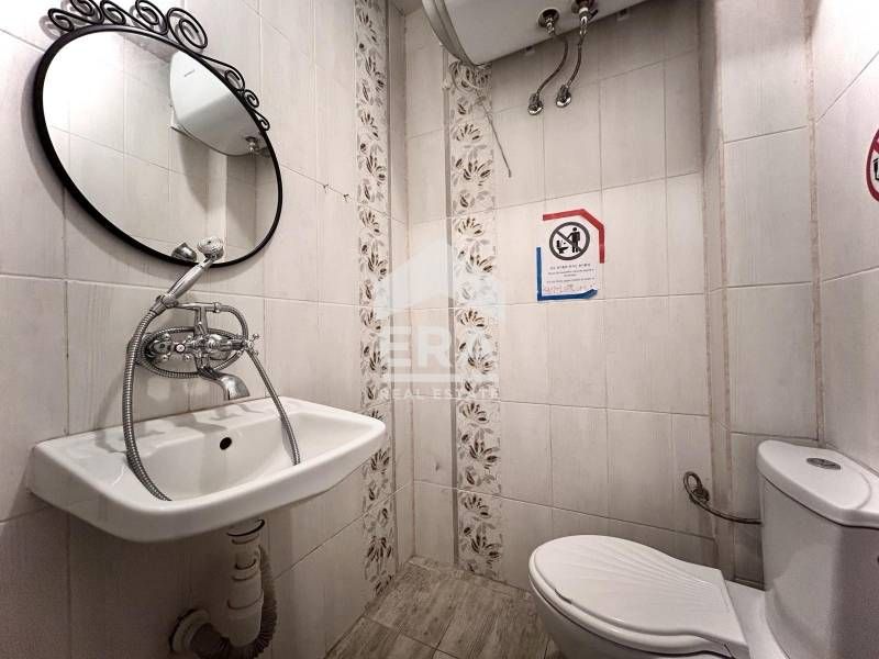 Дава се под наем Офис в София, Център - 104 кв.м за 987.36 € - Снимка #3