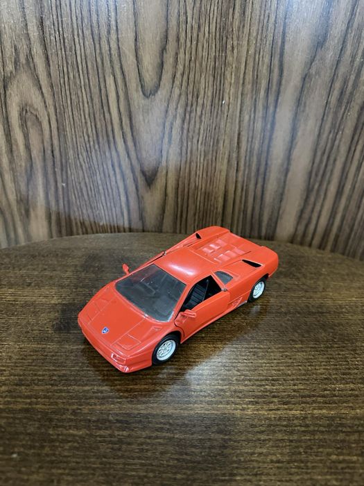 Метална Кола Lamborgini 1:24
