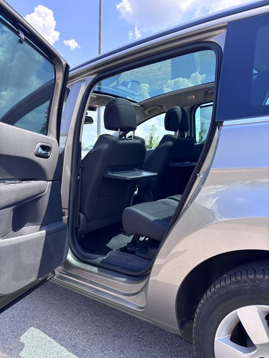 Peugeot 5008 an 2013