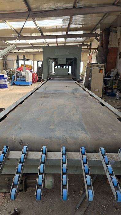 Presa hidraulica COLOMBO incalzita pentru panouri din lemn / parchet