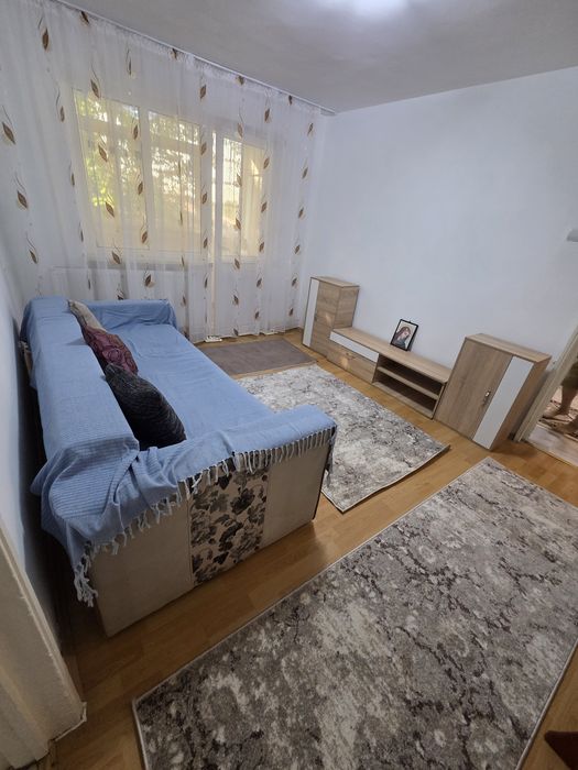 Închiriez apartament 2 camere Dorobanți  colt cu calea Galați