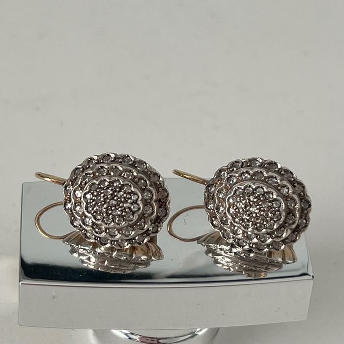 Cercei vintage din aur cu diamante