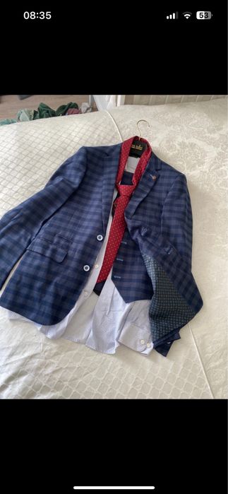 Costum barbati pt ocazii