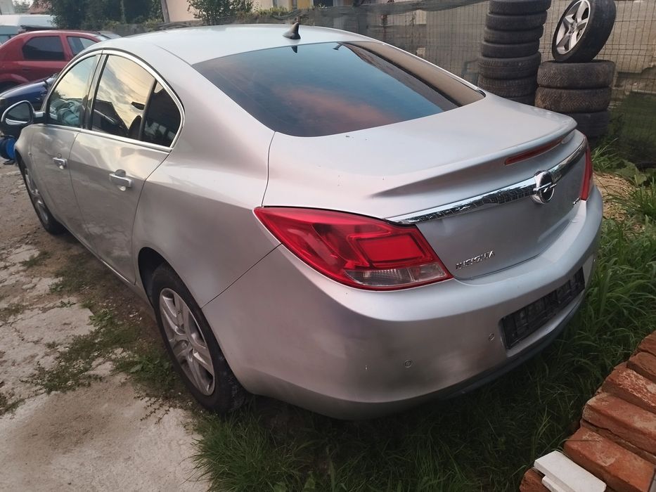Bara fata spate far stop Opel Insignia A Dezmembrez dezmembrari piese