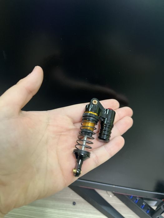 Амортисьор за Traxxas количка