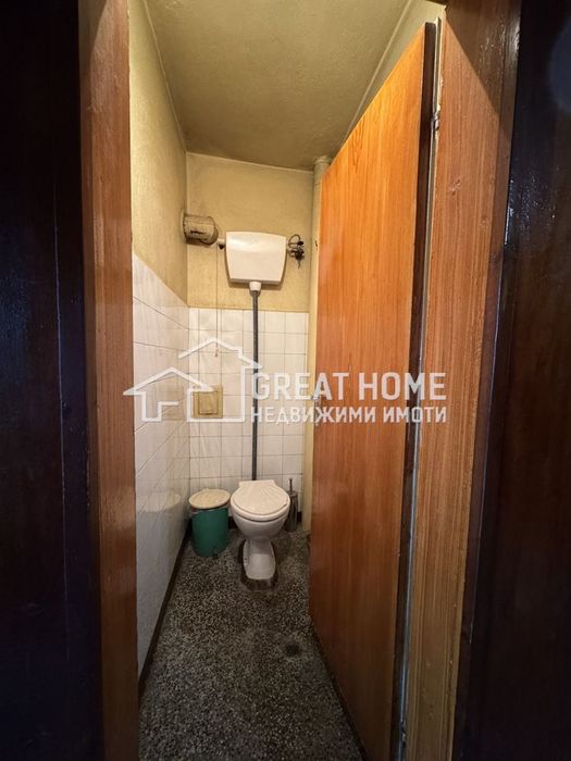 Продава се Многостаен апартамент в Търговище, Вароша - 158 кв.м за 404 €/кв.м - Снимка #4