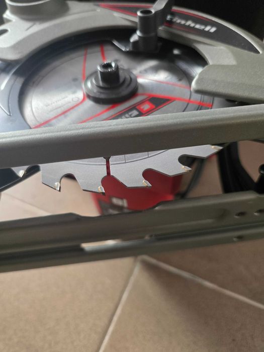 Fierastrau circular de mana Einhell TC-CS 1250, 1250 W, 5500 RPM, 55 mm adancime maxima taiere, 165 mm diametru disc