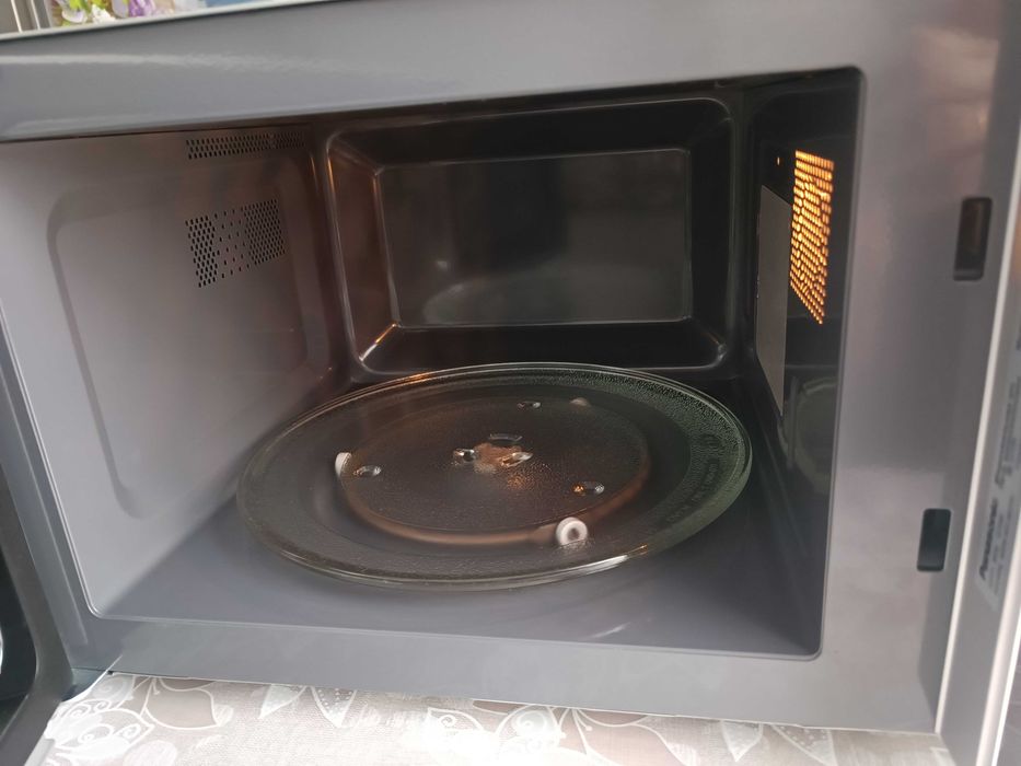 Микроволновая печь