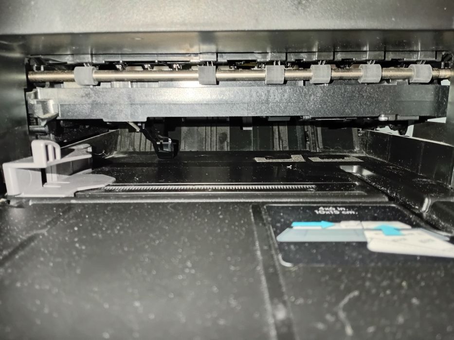 Цветной принтер HP photosmart B010b