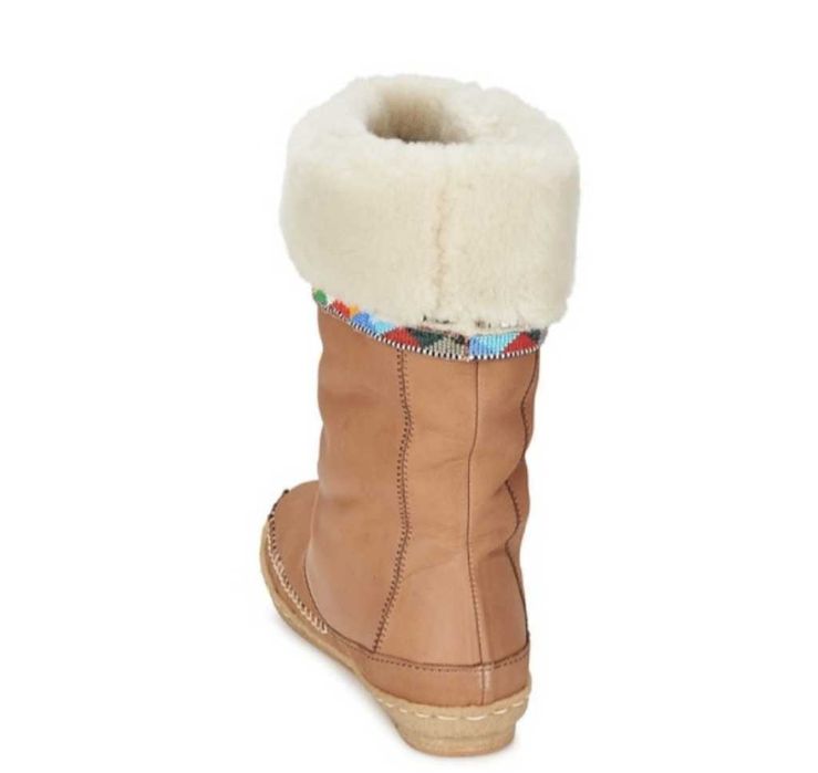 Laidback London номер 36
Нови ,уникални ръчно изработени ботуши изцяло